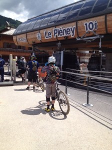 mountain biking Pleney lift